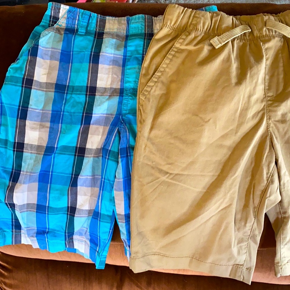 Boys size 8 shorts.